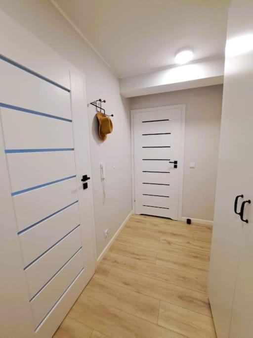 Apartamento Cosyrest-Odpocznij Przytulnie Breslavia Exterior foto