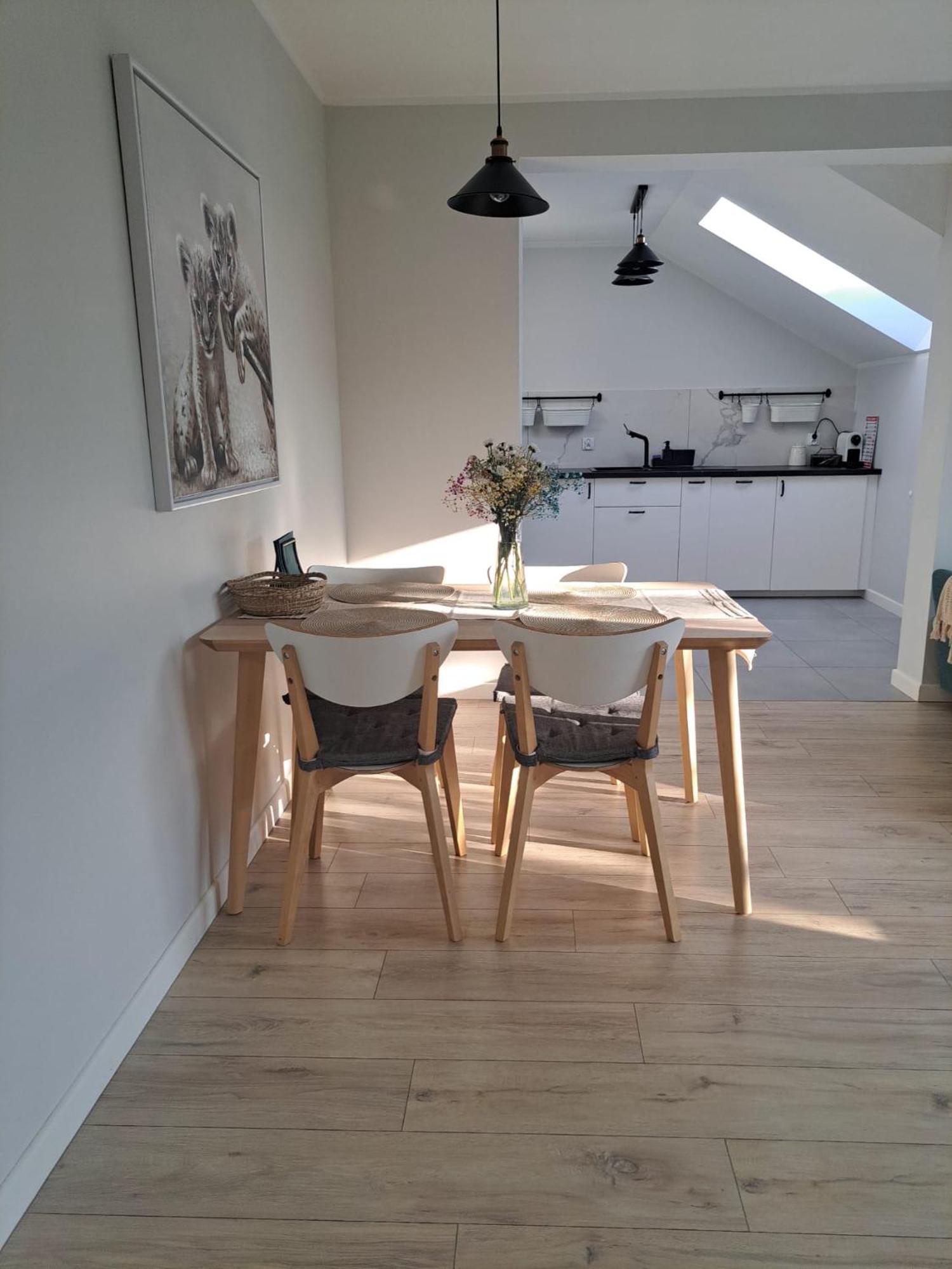Apartamento Cosyrest-Odpocznij Przytulnie Breslavia Exterior foto
