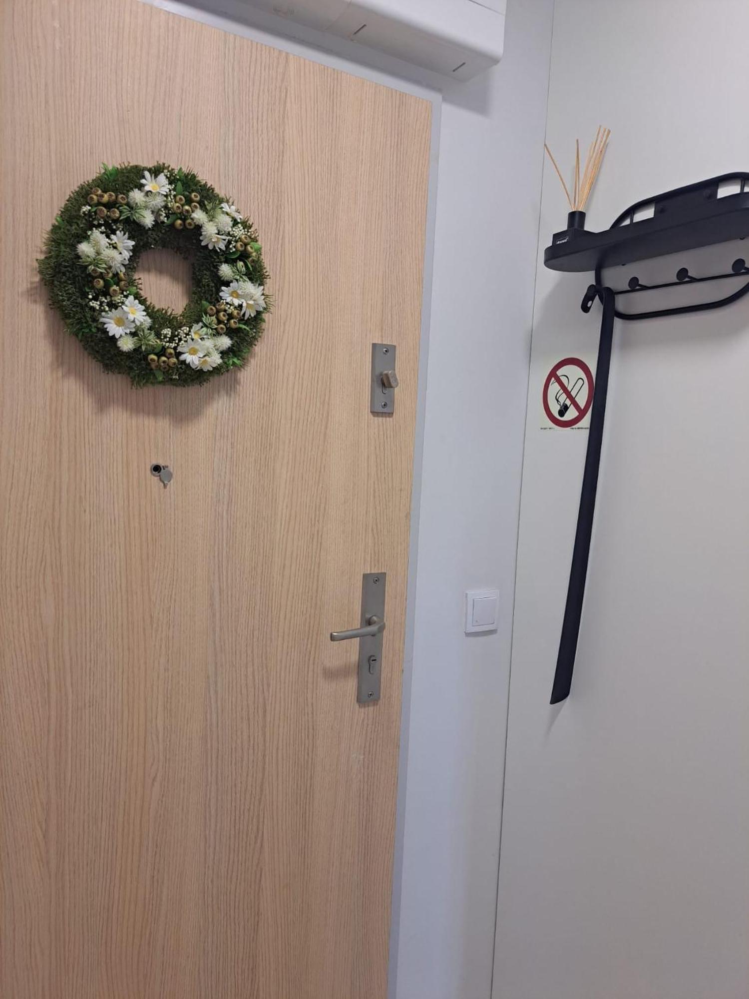 Apartamento Cosyrest-Odpocznij Przytulnie Breslavia Exterior foto